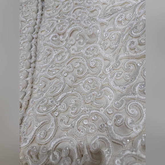 Moda Donatella Short Sleeve Wedding Gown with Emroidered Bodice - Picture 13 of 14